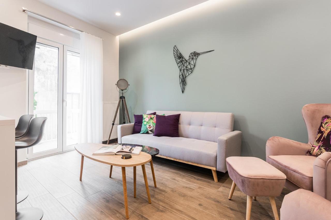 "Sunbow Jungle" - New Boutique Apt Downtown Athensアパートメント エクステリア 写真